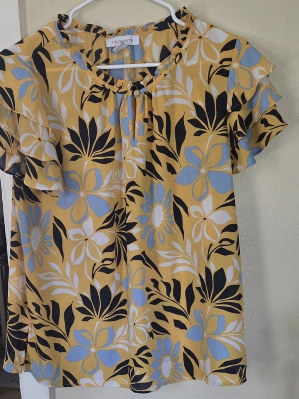 Liz Claiborne Floral Short Sleeve Blouse in Yellow & Blue Like New